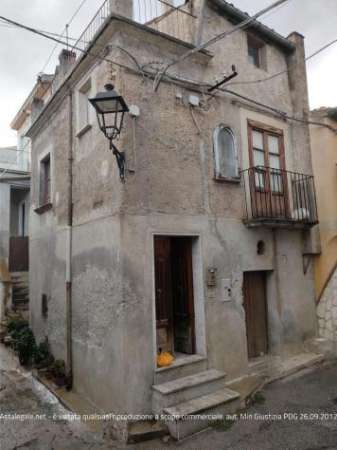 Foto R.G.E. 27/2024 Castrovillari