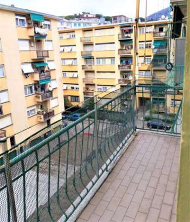 Foto Rif. 5124 � Rapallo � Via Tito Speri � Appartamento Trilocale di settantacinque