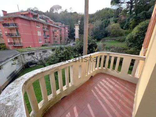 Foto Rif. 9444 � Rapallo � Via Costaguta � Appartamento Quadrilocale � Comodo mare e