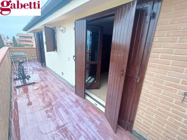Foto Rif. S2488 - Siena � San Rocco a Pilli - Garage