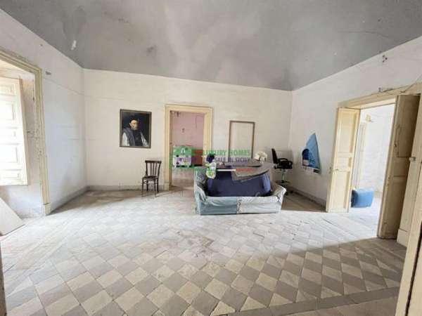 Foto Rif.798 - Palazzo storico in stile Liberty  Comiso, zona Chiesa Annunziata