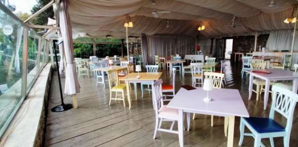 Foto ristorante con veranda panoramica