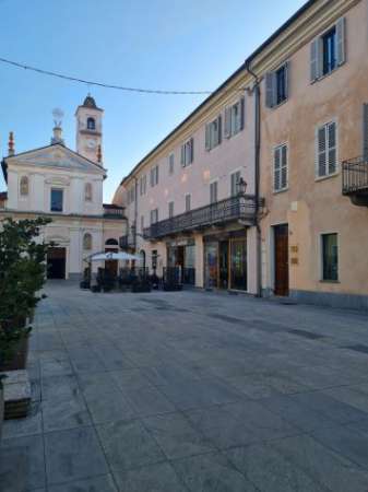 Foto Rivarolo C.se centro storico - Locale commerciale in VENDITA