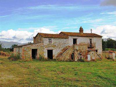 Foto Rustico casale in Vendita, 1 Locale, 250 mq (CORTONA)