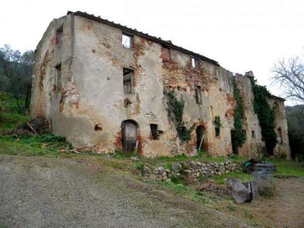 Foto Rustico in vendita a Agnano - San Giuliano Terme 600 mq  Rif: 886948