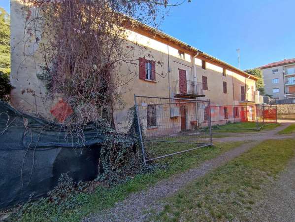 Foto Rustico in vendita a Arona
