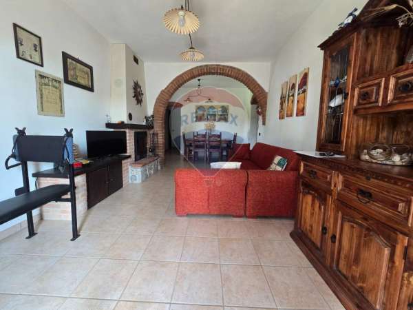 Foto Rustico in vendita a Campiglia Marittima