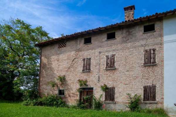 Foto Rustico in vendita a Castelvetro Di Modena - 6 locali 400mq