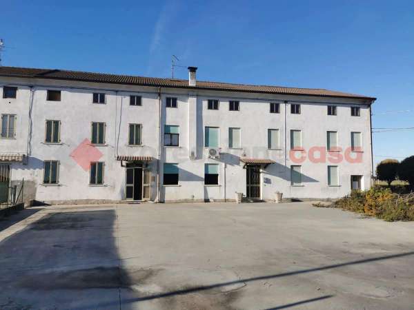Foto Rustico in vendita a Cerea