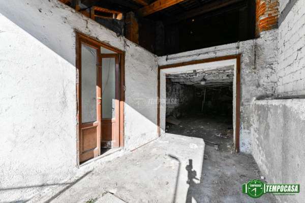 Foto Rustico in vendita a Nova Milanese