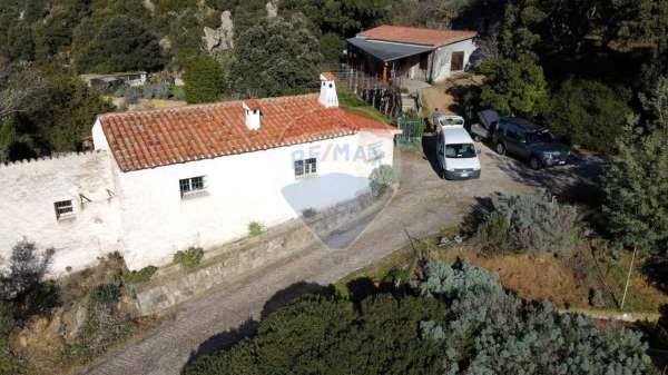 Foto Rustico in vendita a Nuoro