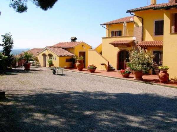 Foto Rustico in vendita a Palaia 700 mq  Rif: 527729