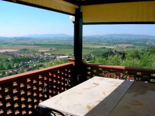 Foto Rustico in vendita a Palaia 700 mq  Rif: 548051