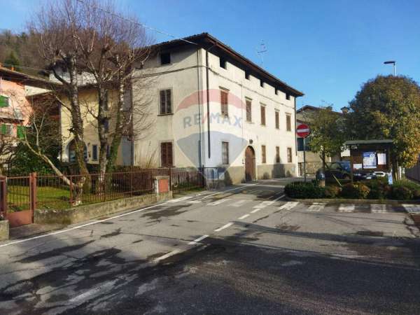 Foto Rustico in vendita a Palazzago