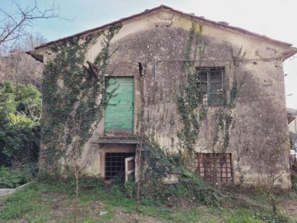 Foto Rustico in vendita a Pietrasanta 250 mq  Rif: 957507