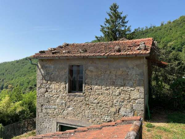 Foto Rustico in vendita a Pistoia