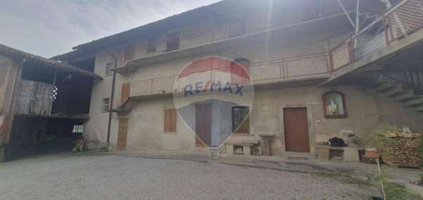 Foto Rustico in vendita a Pontida