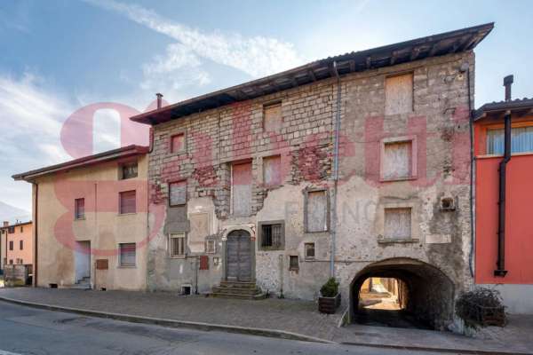 Foto Rustico in vendita a Rovetta