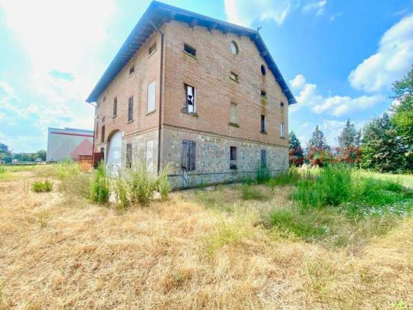 Foto Rustico in vendita a Scandiano