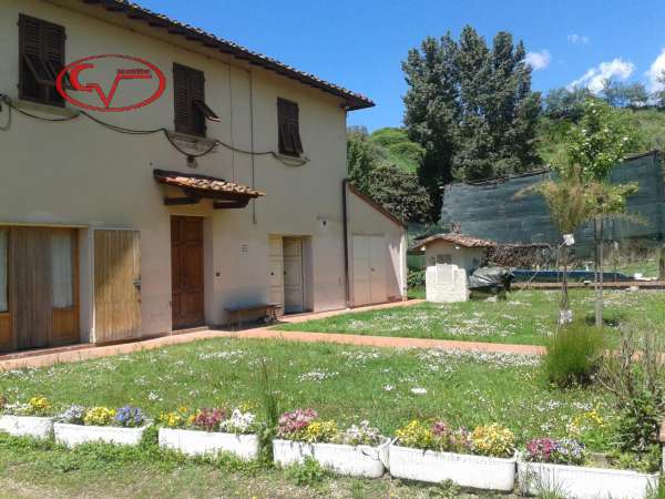 Foto Rustico in vendita a Terranuova Bracciolini