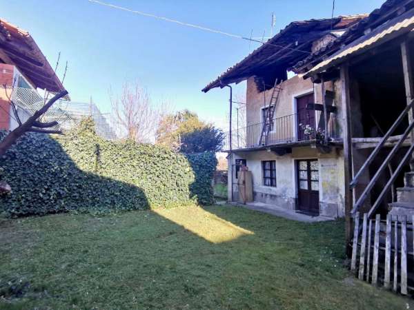 Foto Rustico in vendita a Valperga