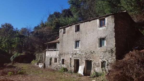 Foto Rustico in vendita a Varazze