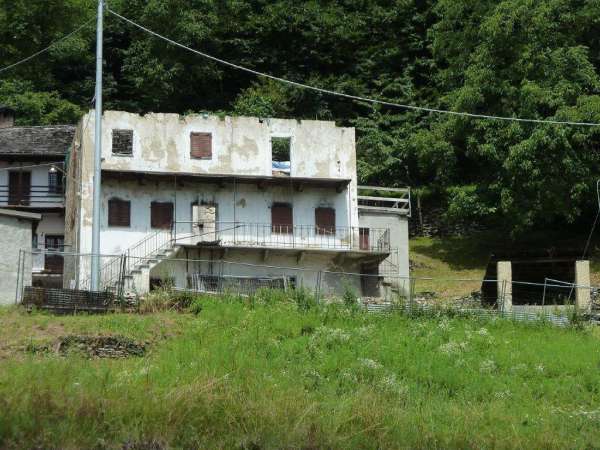 Foto Rustico in vendita a Varzo