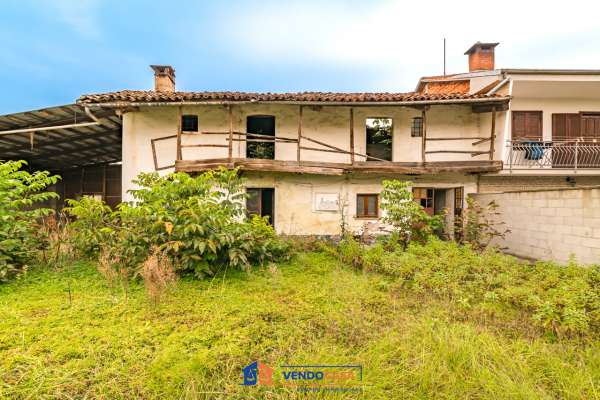 Foto Rustico in vendita a Villafranca Piemonte