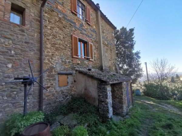 Foto Rustico in vendita a Vinci - 8 locali 366mq