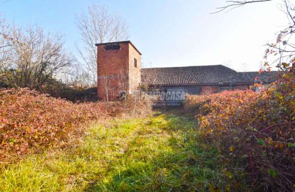 Foto Rustico in vendita a Volpiano