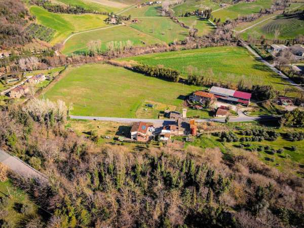 Foto Rustico in vendita a Volterra