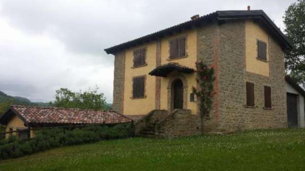 Foto RUSTICO INCORSO DI RISTRUTTURAZIONE