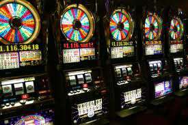 Foto Sala Slot fuori dai luoghi sensibili - rif. SLOT12