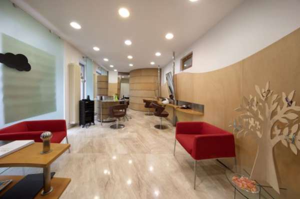 Foto Salone di Parruccheria in Vendita � Feltre, Zona Centrale