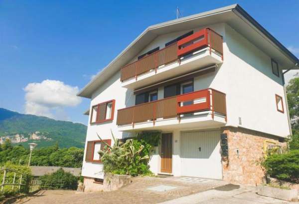 Foto San Don  Porzione di casa su 3 livelli con ingresso indipendente