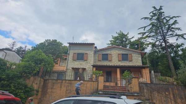 Foto Scarperia (Sant'Agata) - Propriet  con terreno