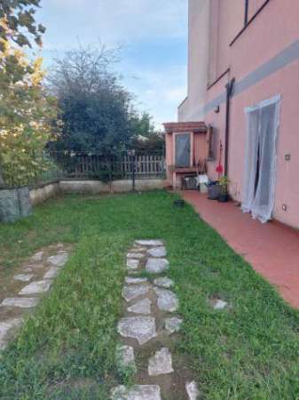 Foto Semindipendente in vendita a Castelnuovo Magra