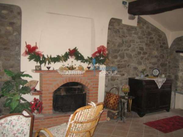 Foto Semindipendente in vendita a Fivizzano
