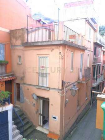 Foto Semindipendente in vendita a Messina