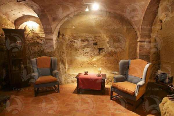 Foto Siena, nella provincia, si vende piccolo albergo.