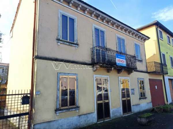Foto Singola in vendita a Nanto