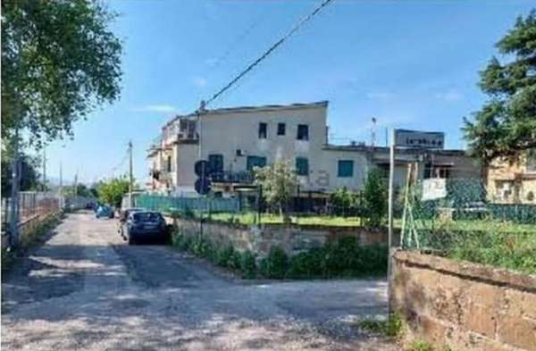 Foto Singola in vendita a Roma