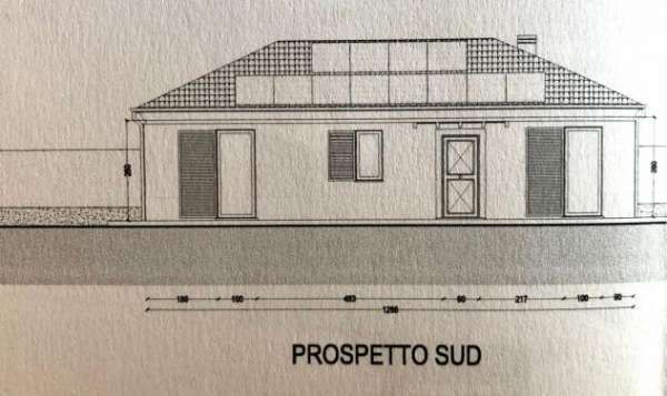 Foto Singola in vendita a Sarzana