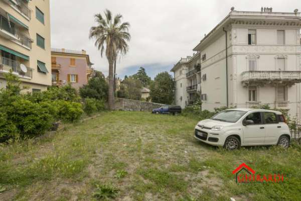 Foto Singolo in vendita a Genova