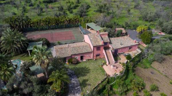 Foto Splendido casale siciliano in vendita � Tra tradizione, prestigio e natura