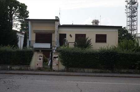 Foto Stabile / Palazzo in Vendita, 4 Locali, 668 mq, Arzignano