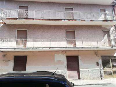 Foto Stabile / Palazzo in Vendita, pi� di 6 Locali, 230 mq, Sparanise