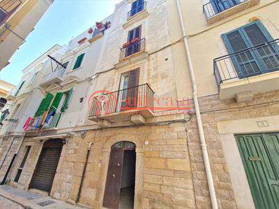 Foto Stabile / Palazzo in Vendita, pi� di 6 Locali, 230 mq, Trani (Ce