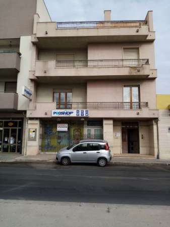 Foto Stabile Via Garibaldi n. 441 Vittoria (RG)