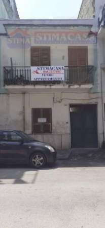 Foto Stabile/Palazzo - Afragola . Rif.: PALAZZO VIA PALERMO